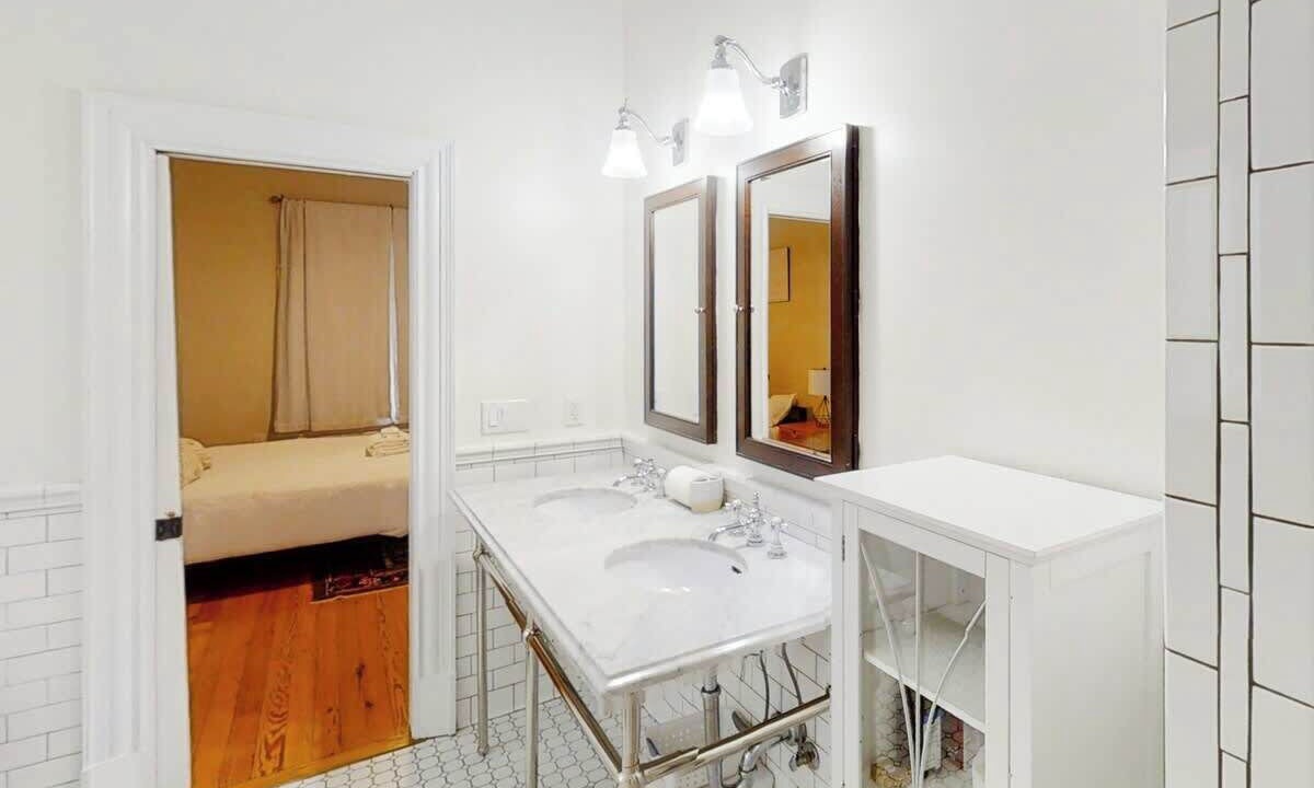 Photo of Bathroom in Lockeland Springs