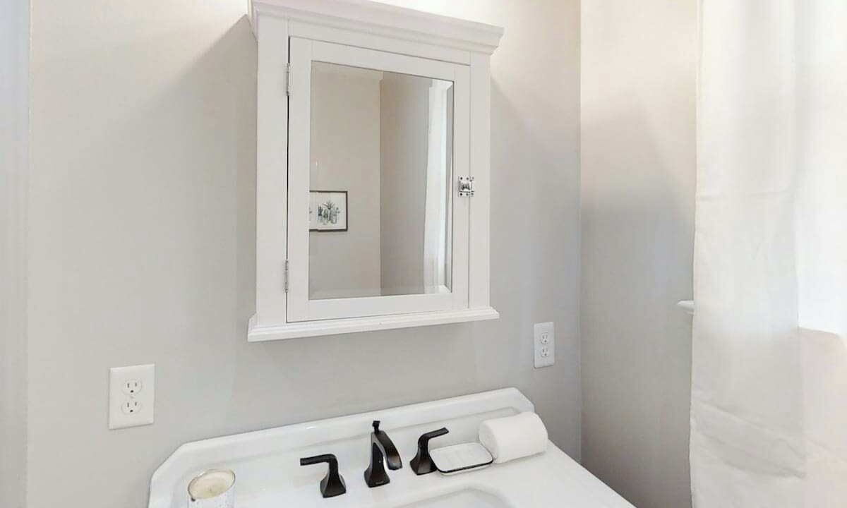 Photo of Bathroom in Lockeland Springs