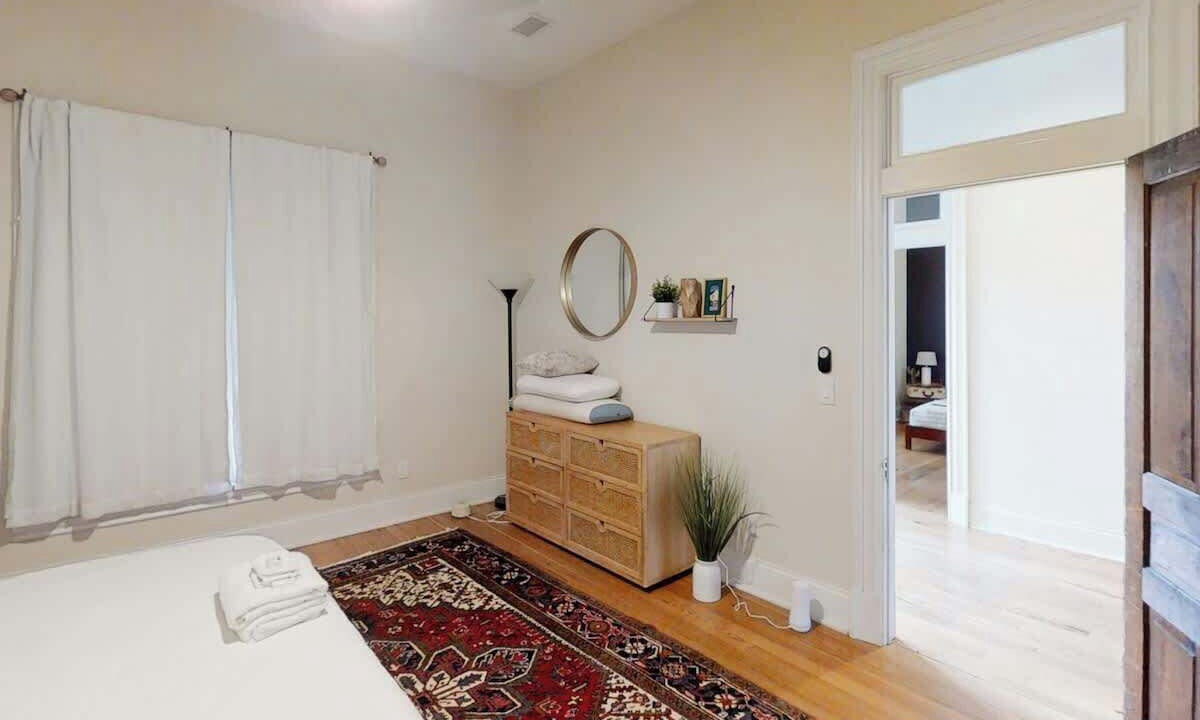 Photo of Bedroom in Lockeland Springs