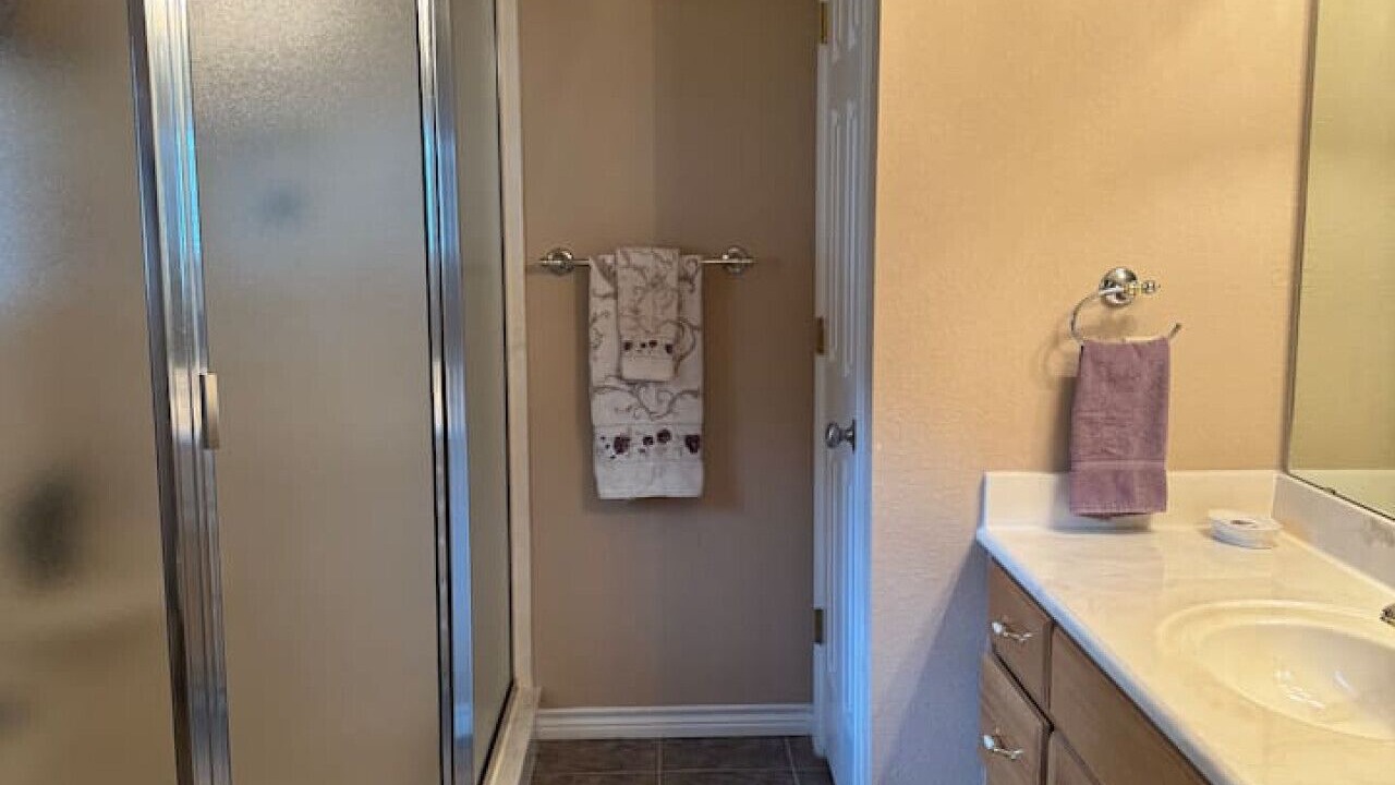 Photo of Bathroom in Cotton Gin
