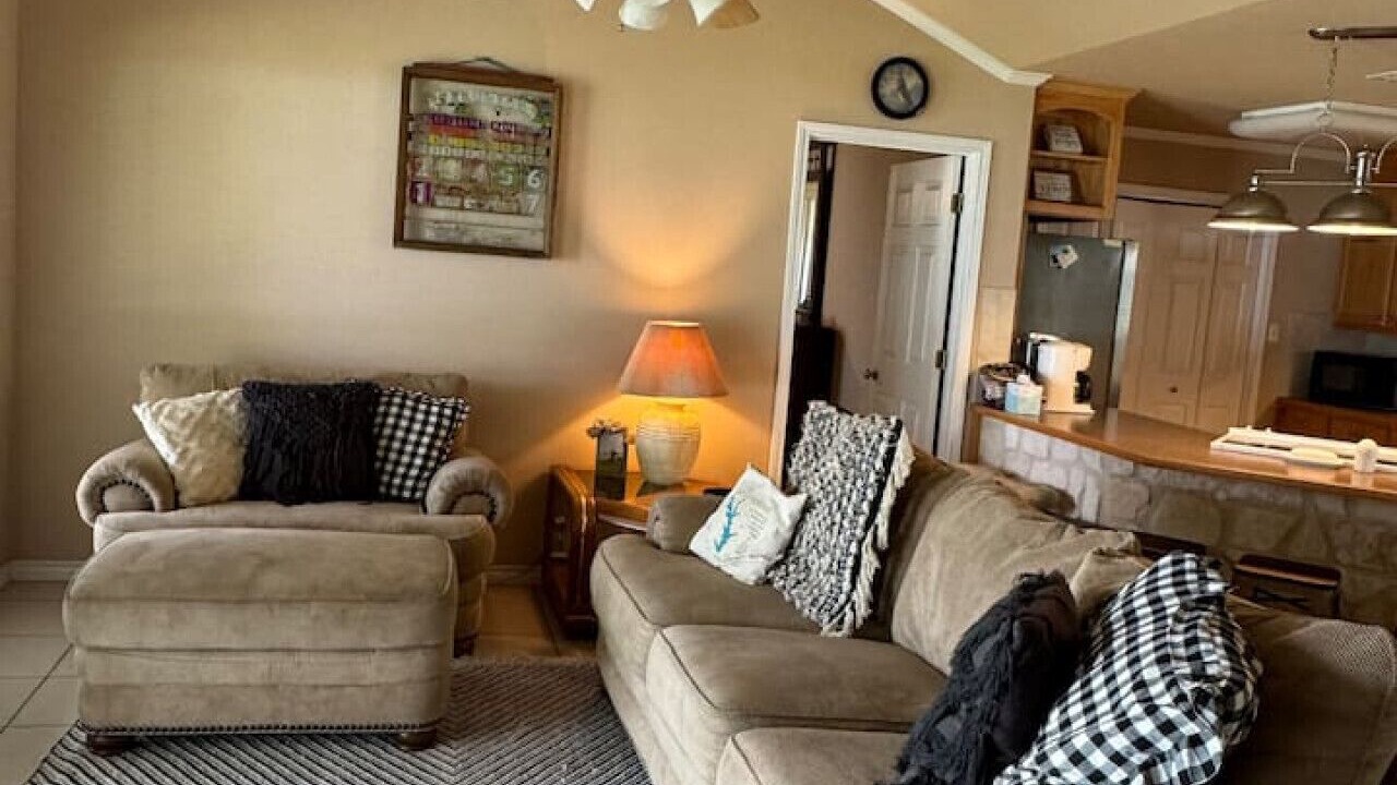 Photo of Livingroom in Cotton Gin