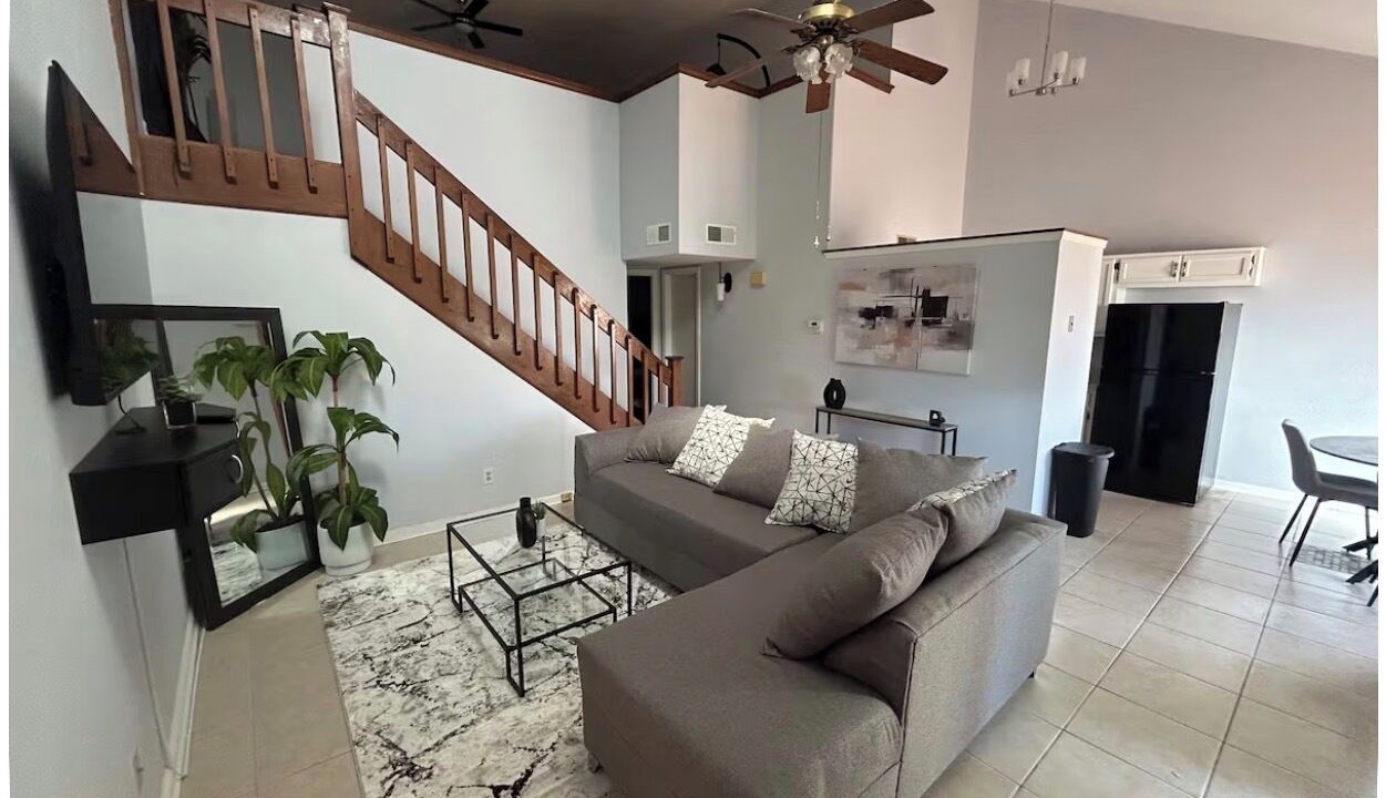 Photo of Livingroom in West Memphis
