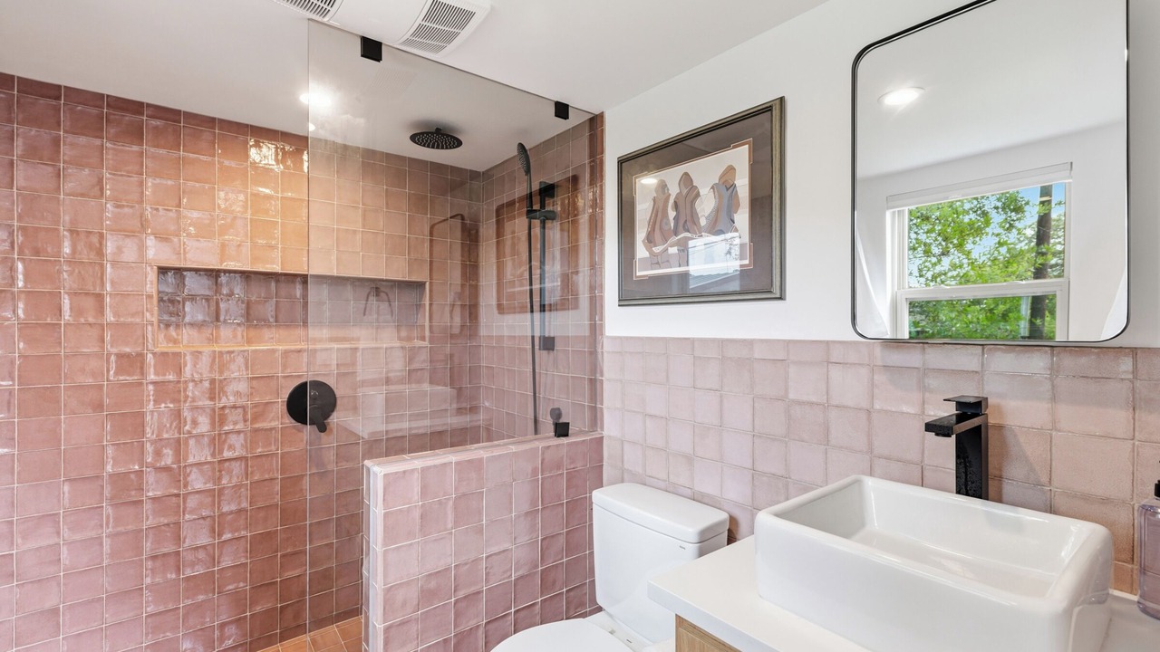 Photo of Bathroom in Highland