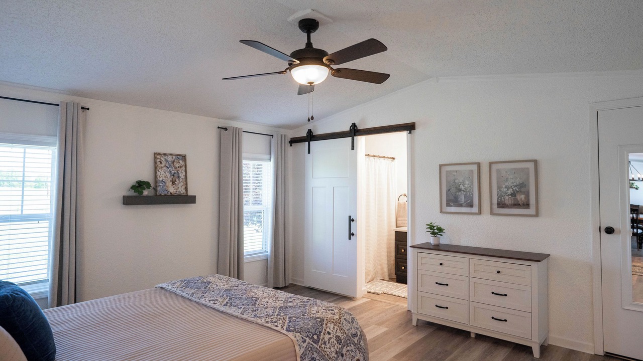 Photo of Bedroom in Scopus