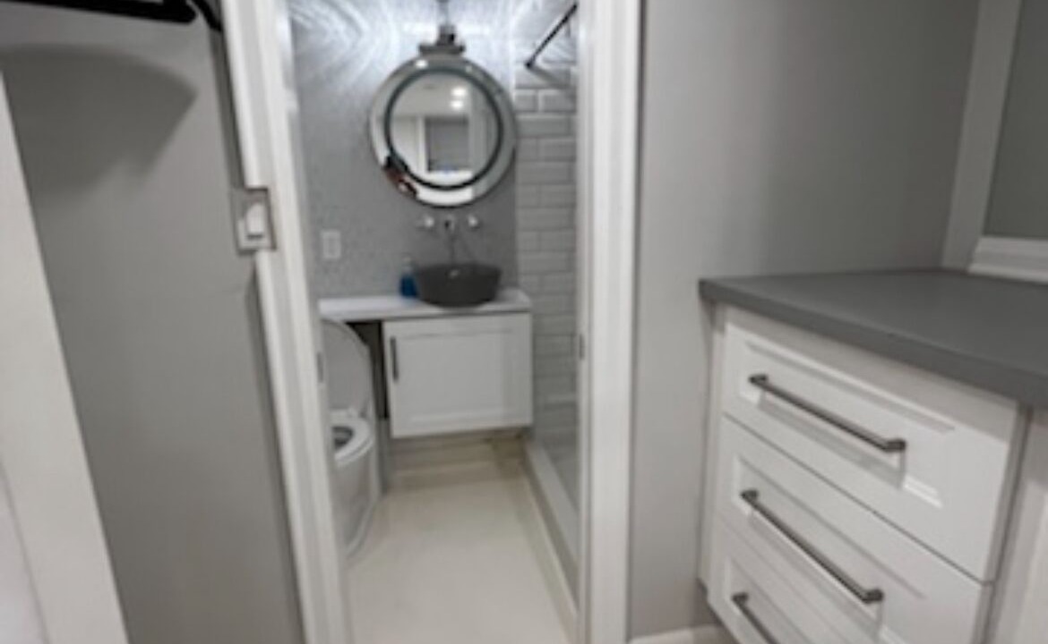 Photo of Bathroom in The Beaches