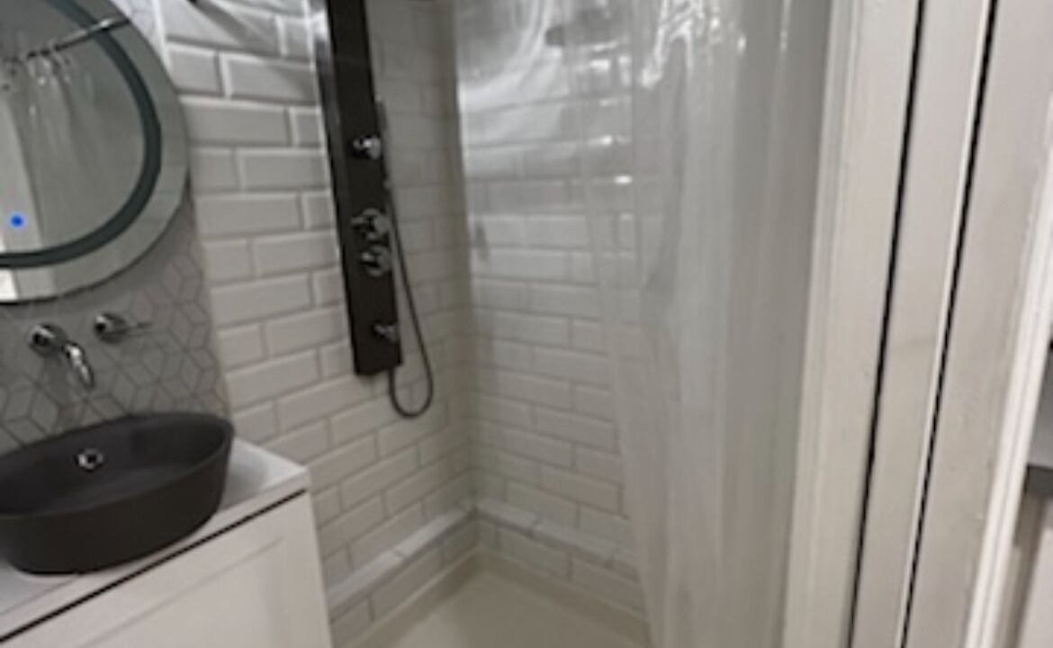 Photo of Bathroom in The Beaches