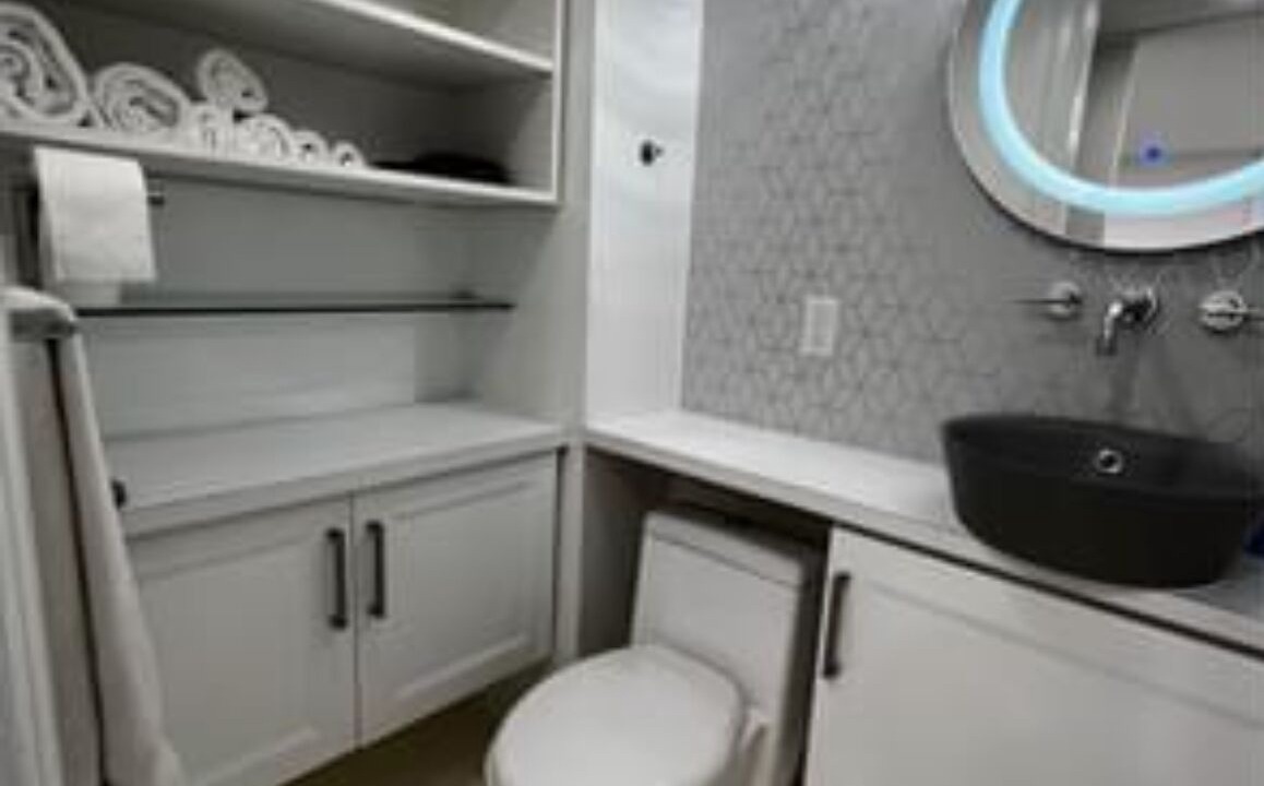 Photo of Bathroom in The Beaches