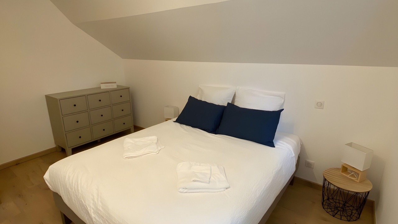 Photo of Bedroom in Rue