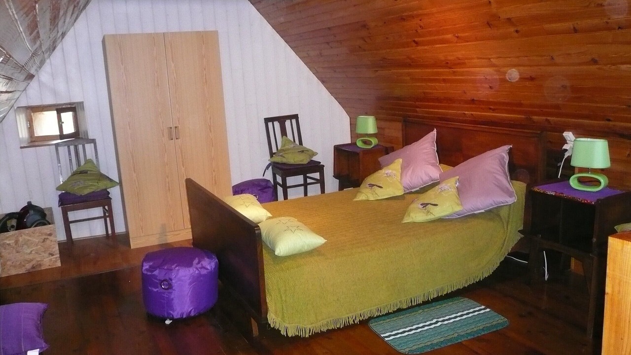 Photo of Bedroom in Castelnau-de-Mandailles