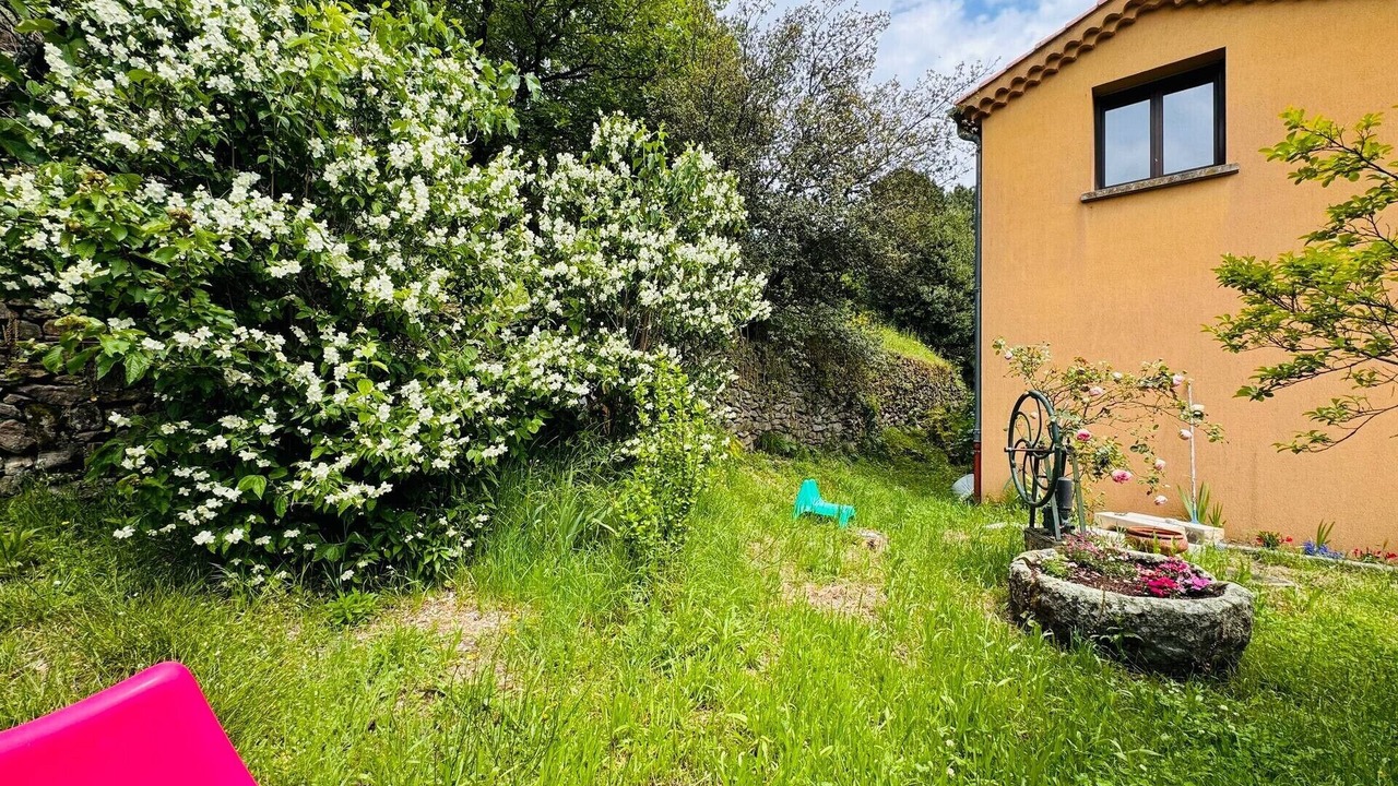 Photo of Outdoor in Fabras