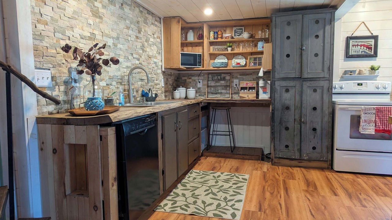 Photo of Kitchen in Keeseville
