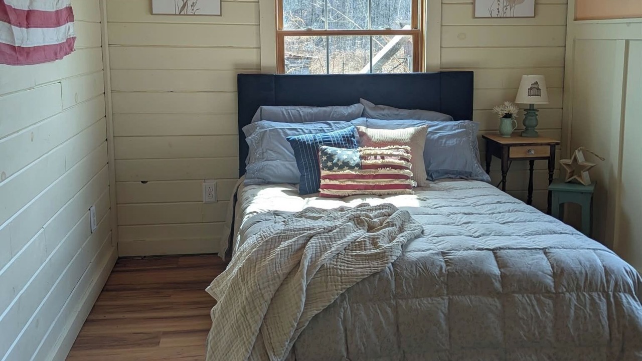 Photo of Bedroom in Keeseville