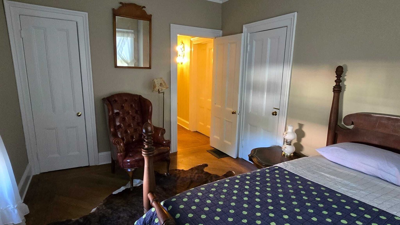 Photo of Bedroom in Plainfield