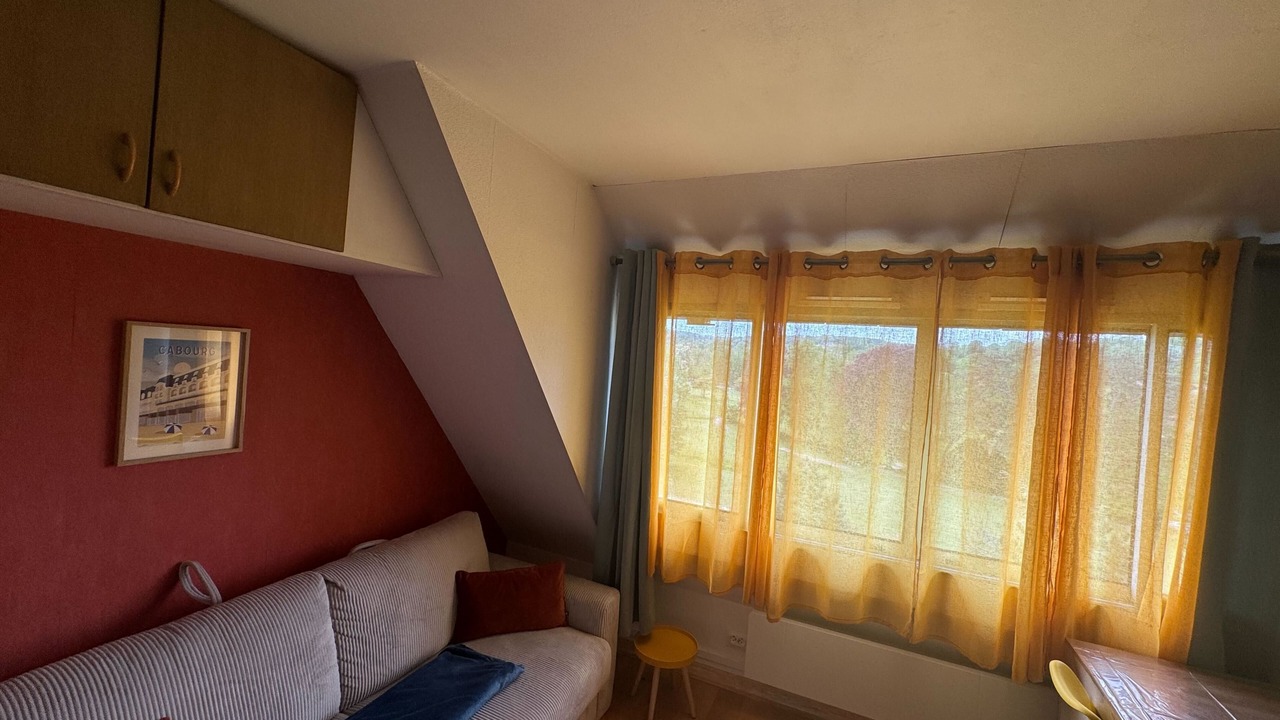 Photo of Livingroom in Clair Valon