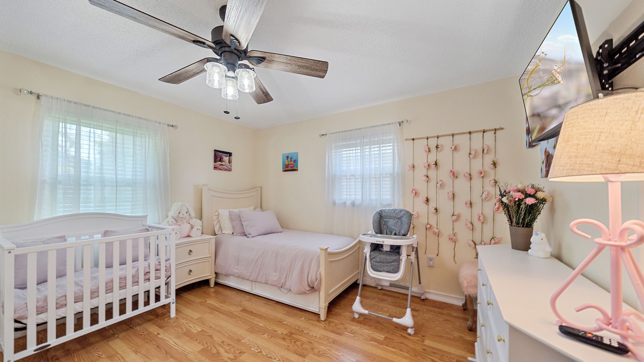 Photo of Bedroom in Lake Sarasota