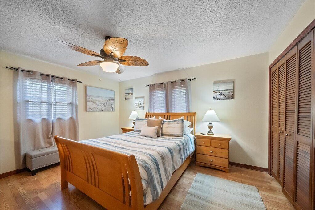 Photo of Bedroom in Lake Sarasota