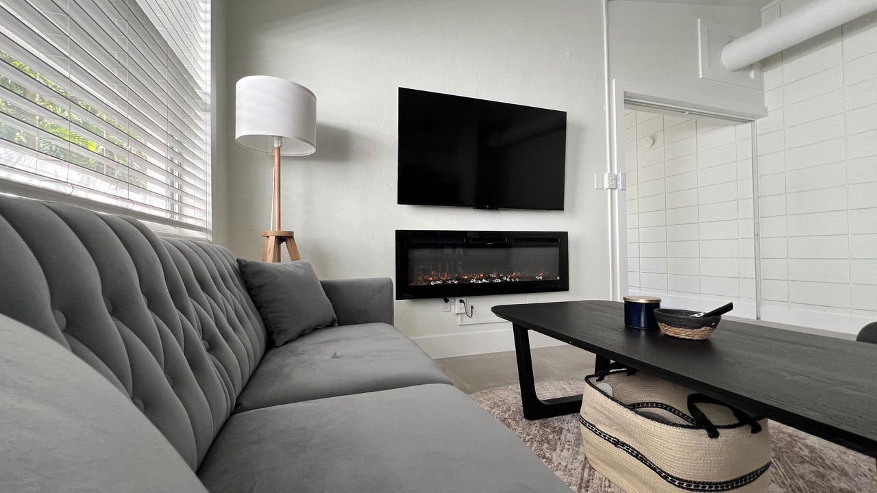 Photo of Livingroom in Gillespie Park