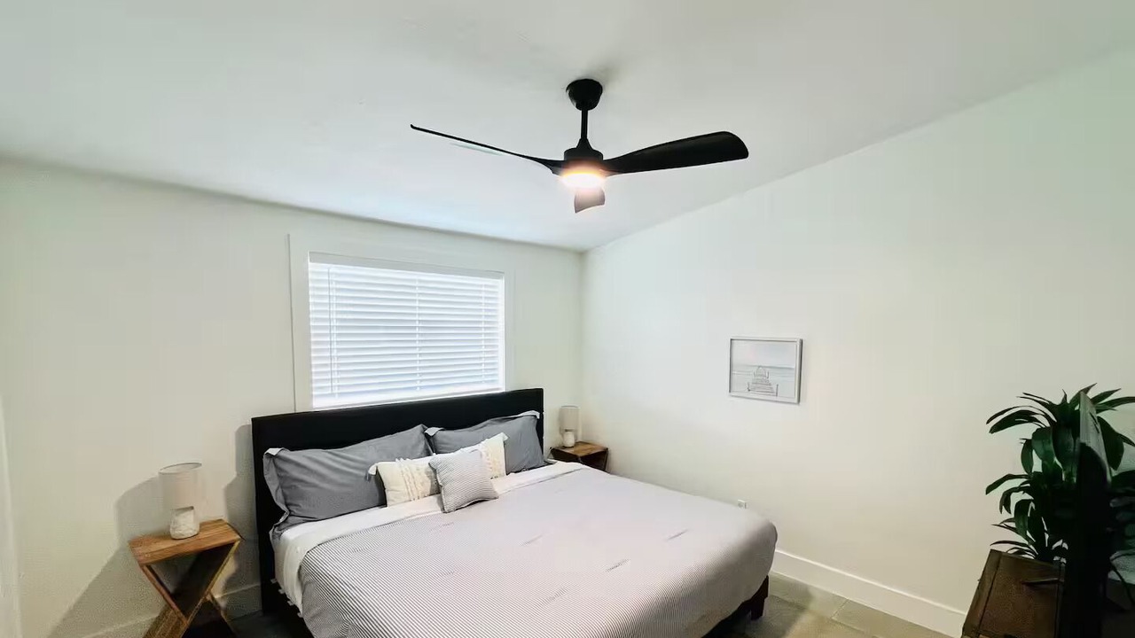 Photo of Bedroom in Gillespie Park