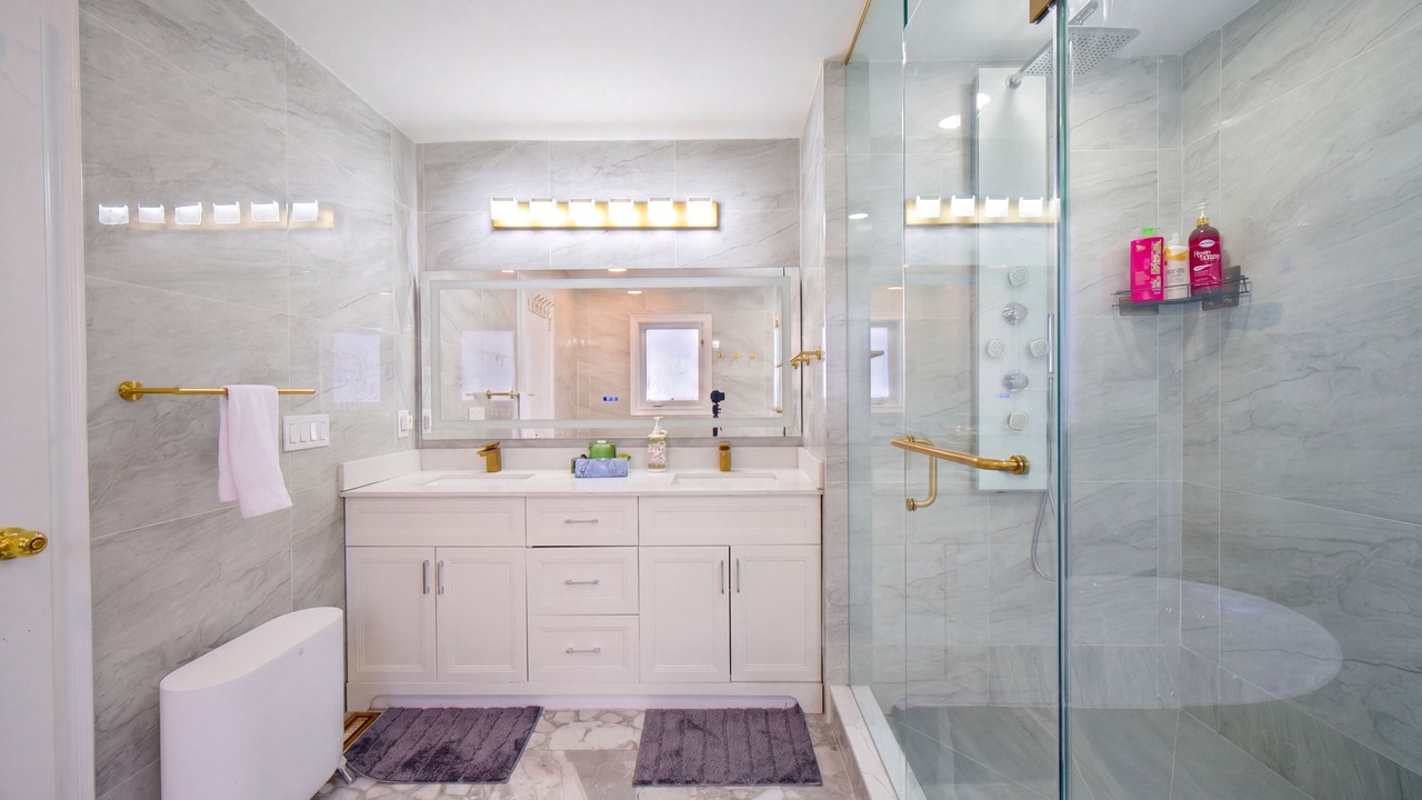 Photo of Bathroom in Brampton