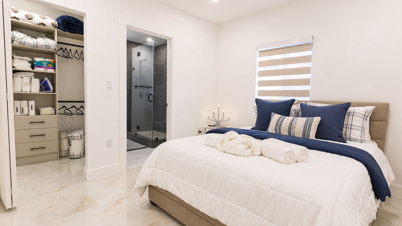 Photo of Bedroom in Miami Springs