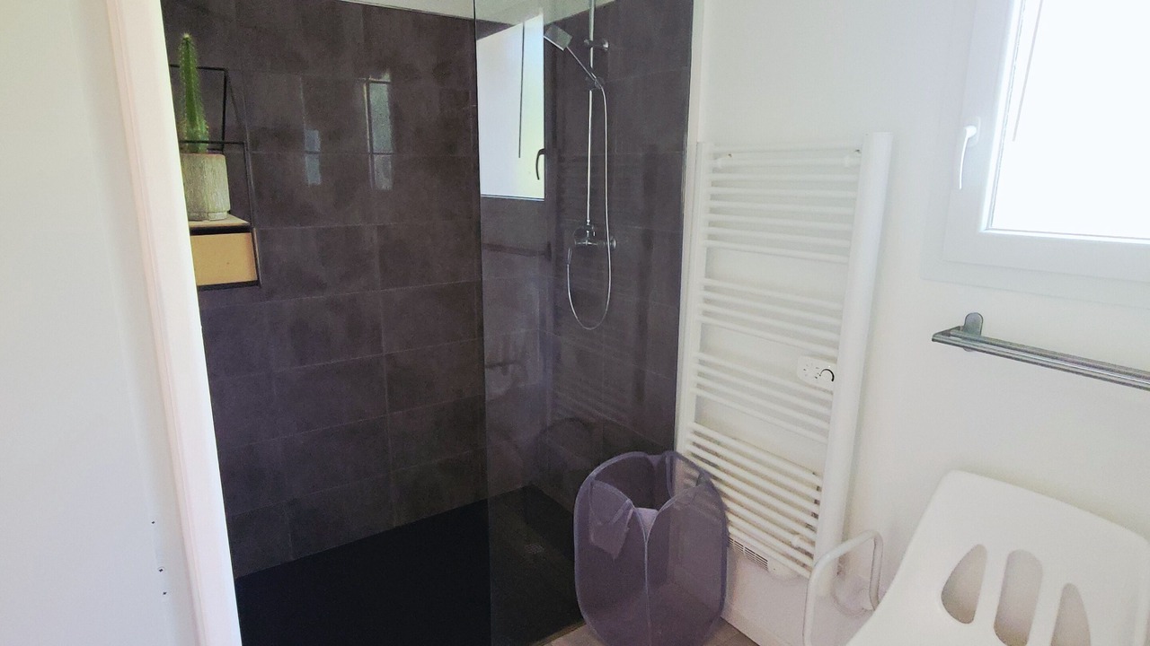 Photo of Bathroom in Saint-Etienne-de-Fontbellon