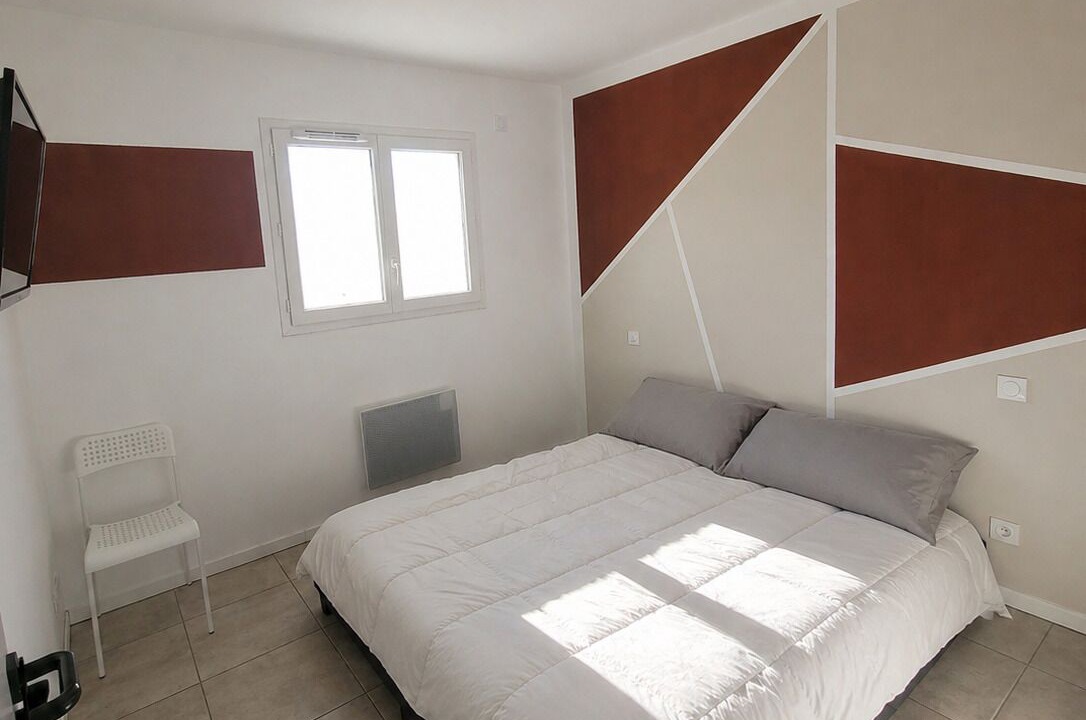 Photo of Bedroom in Saint-Etienne-de-Fontbellon