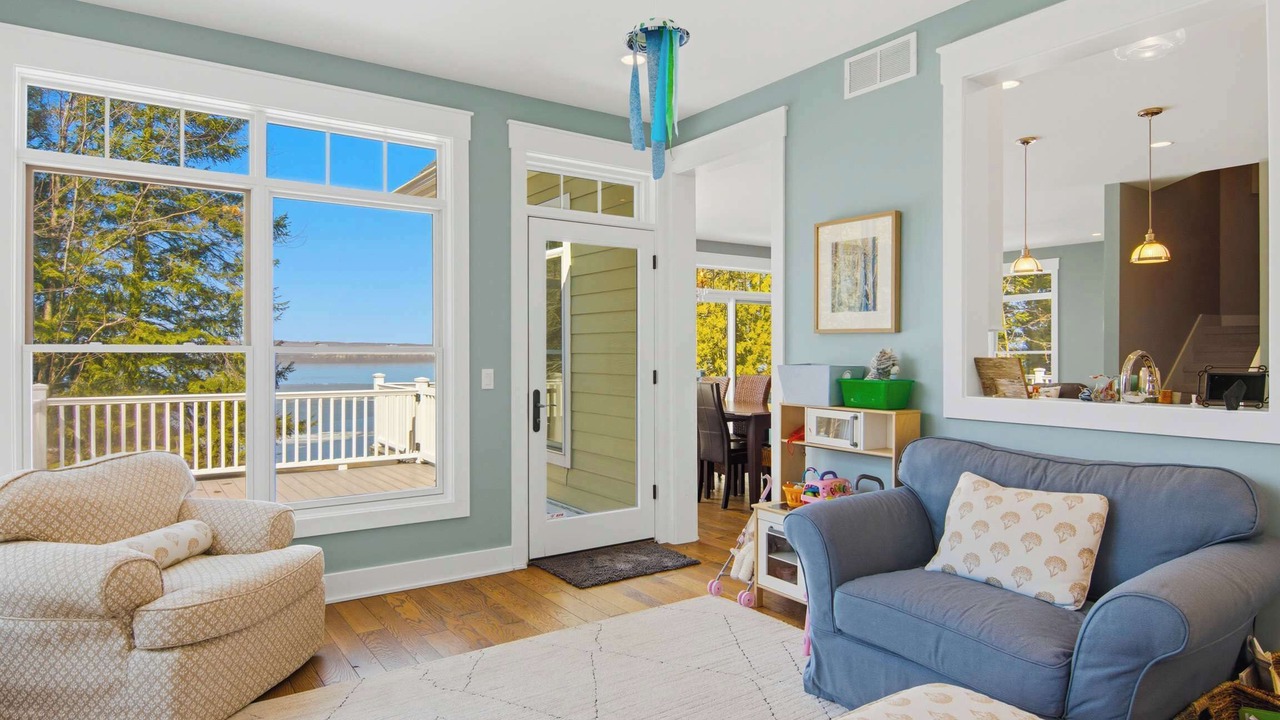 Photo of Livingroom in Alden
