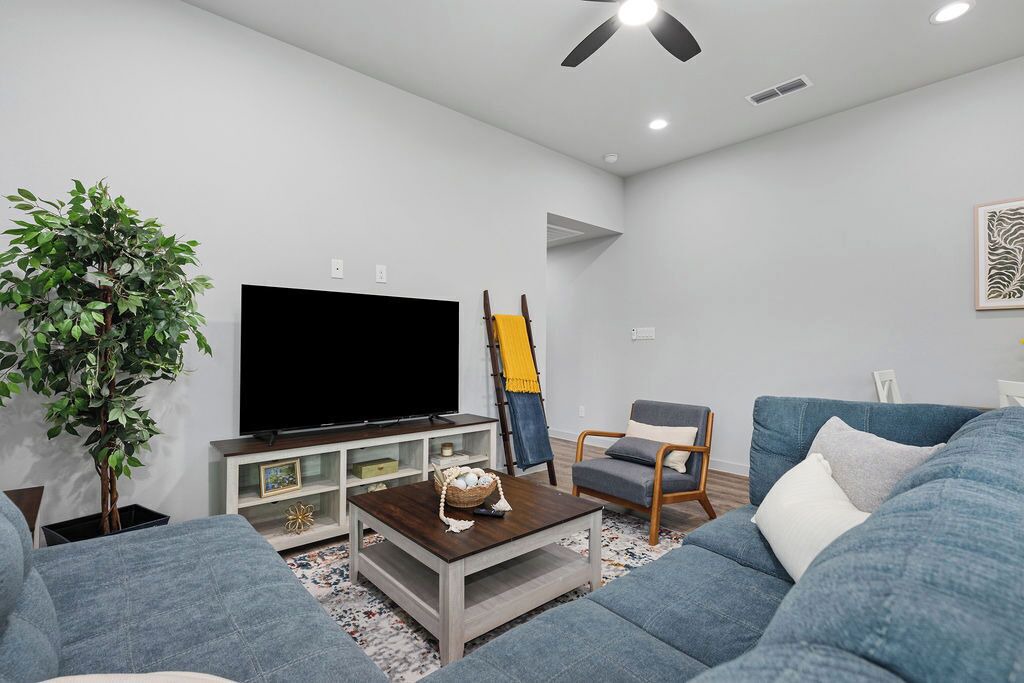 Photo of Livingroom in Greenville