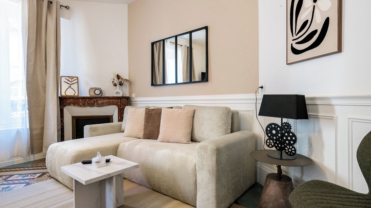 Photo of Livingroom in Villeneuve-la-Guyard