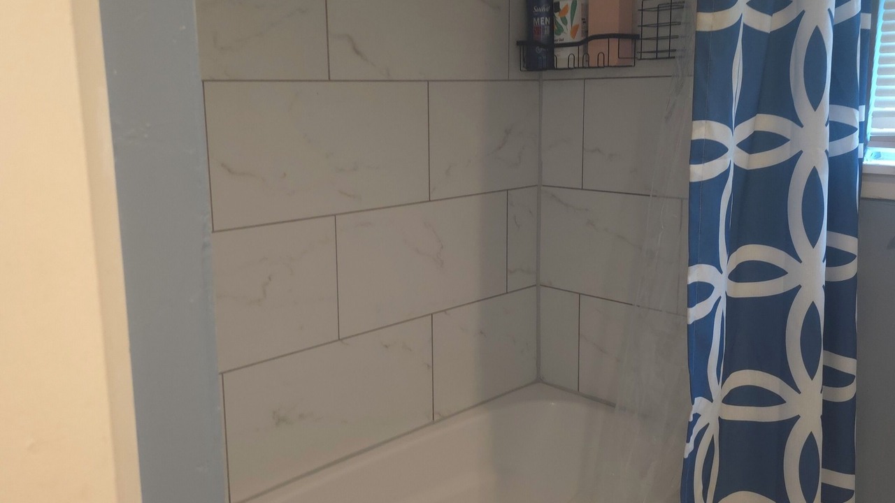 Photo of Bathroom in Central Arlington