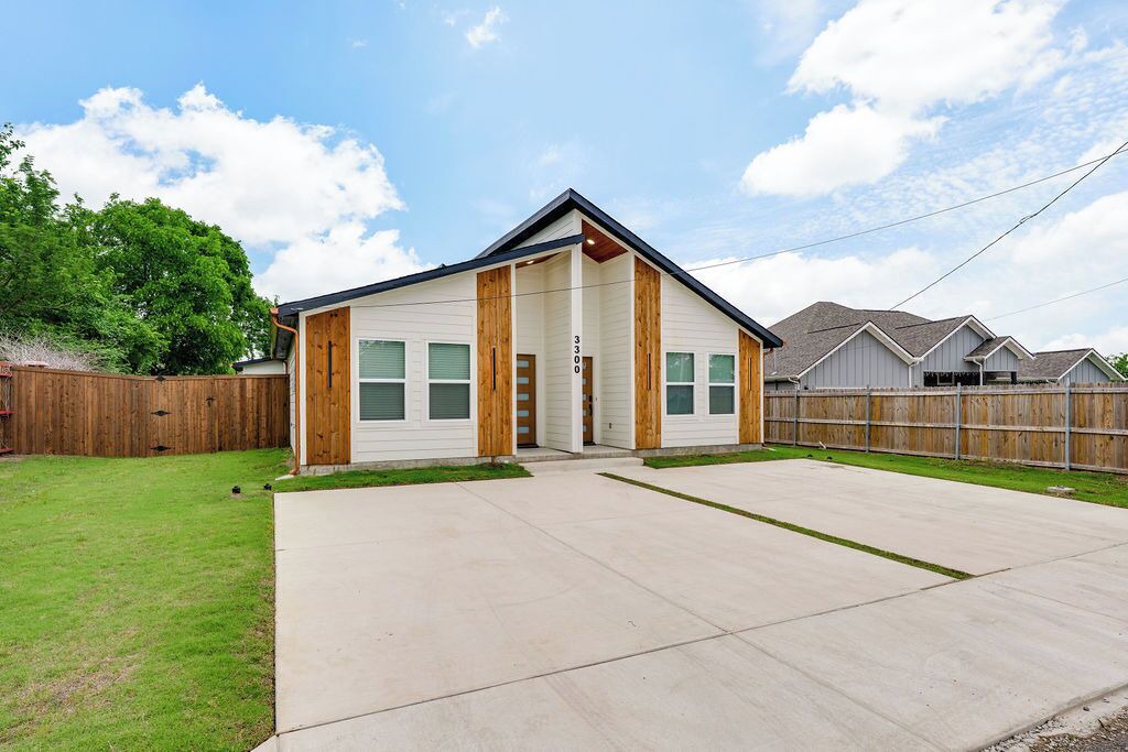 Photo of Outdoor in Greenville