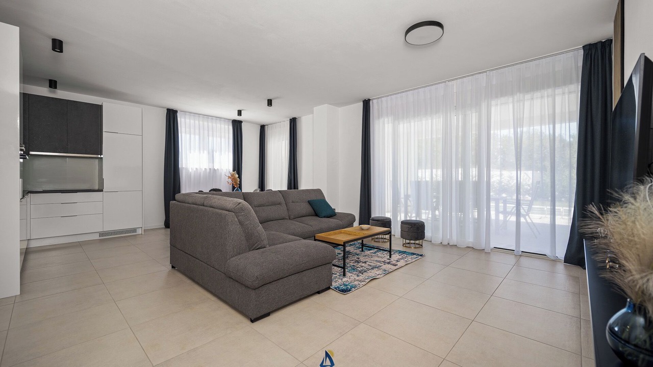 Photo of Livingroom in Nedescina