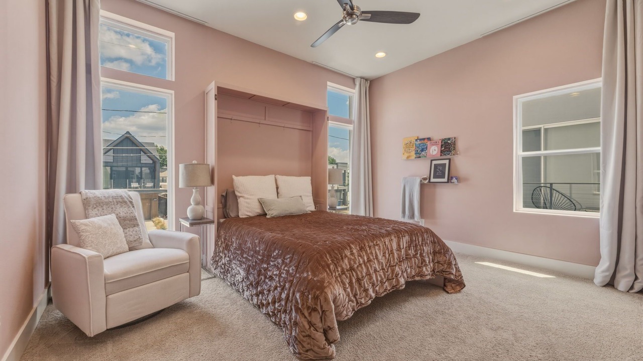 Photo of Bedroom in Old East Dallas