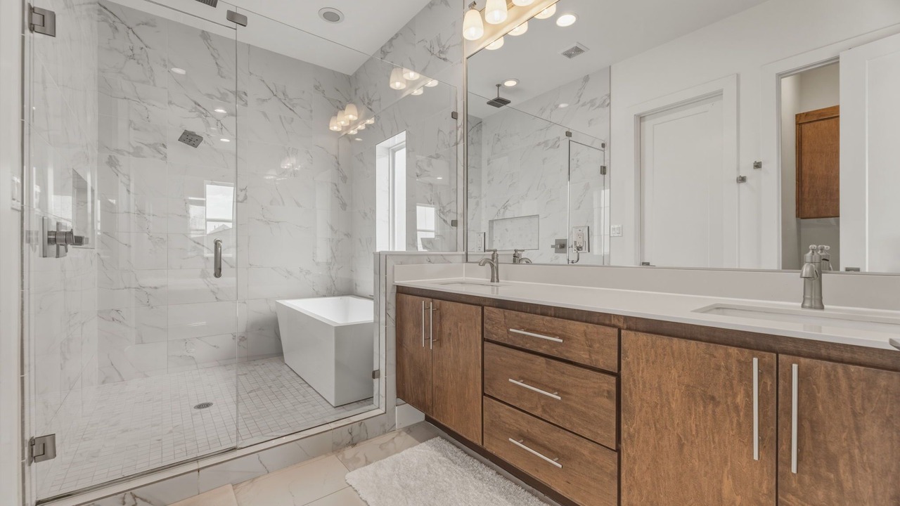 Photo of Bathroom in Old East Dallas