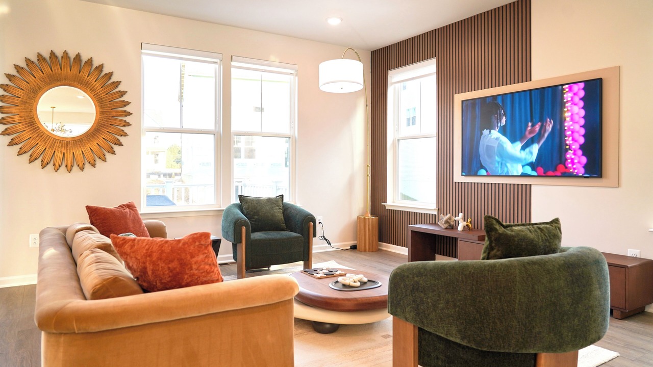 Photo of Livingroom in Upper Marlboro
