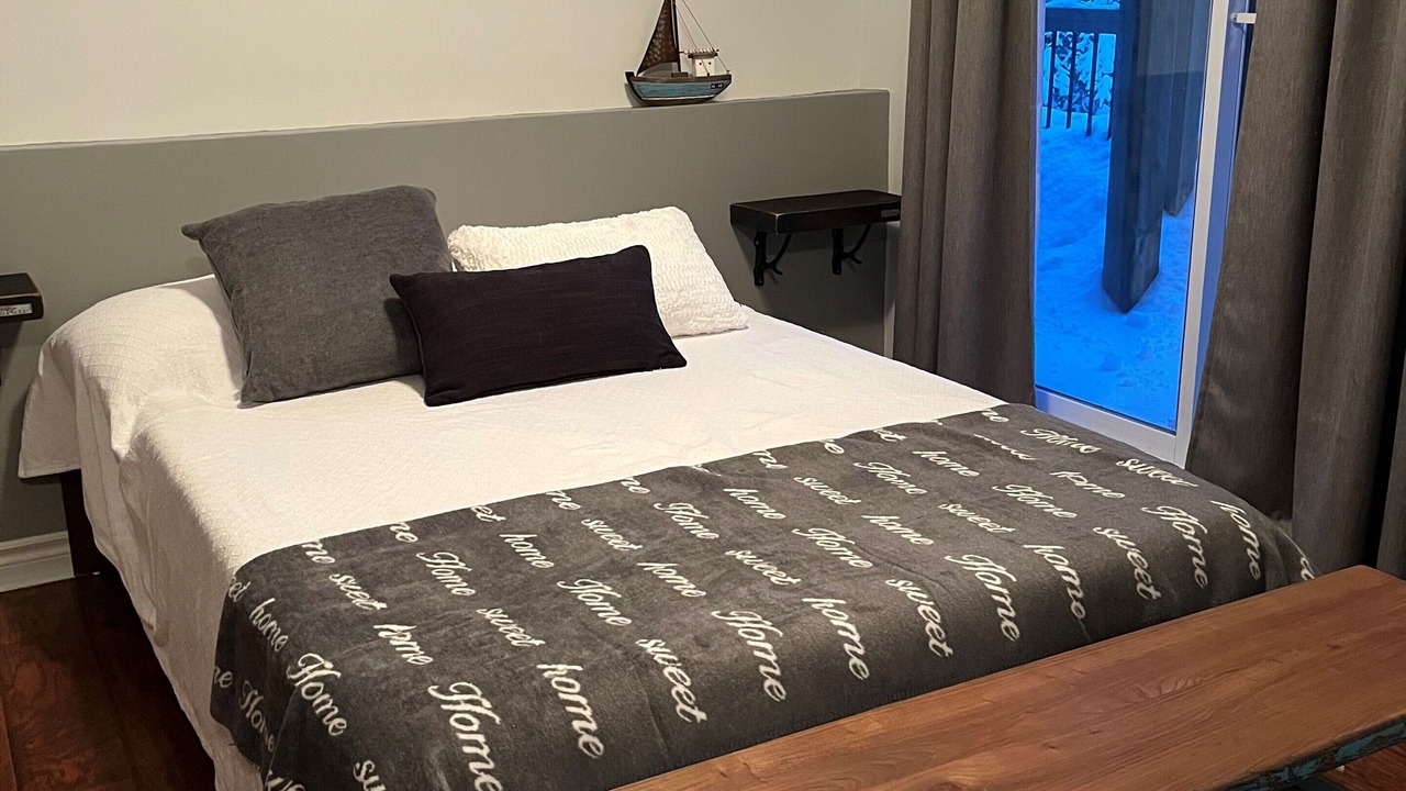 Photo of Bedroom in St-Adolphe-d'Howard