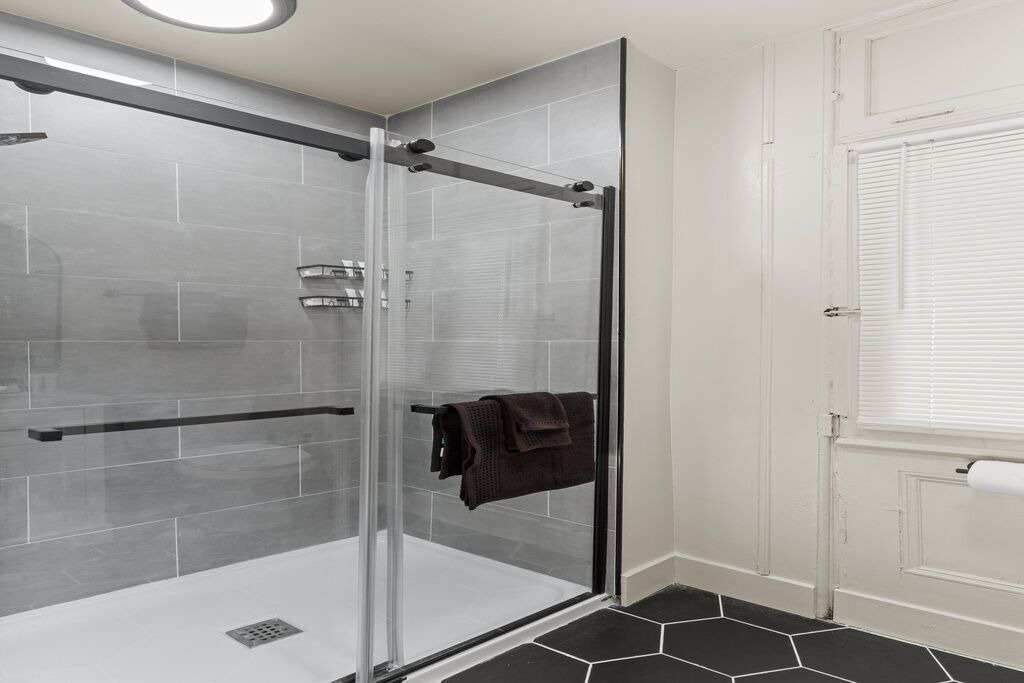 Photo of Bathroom in Benton Park