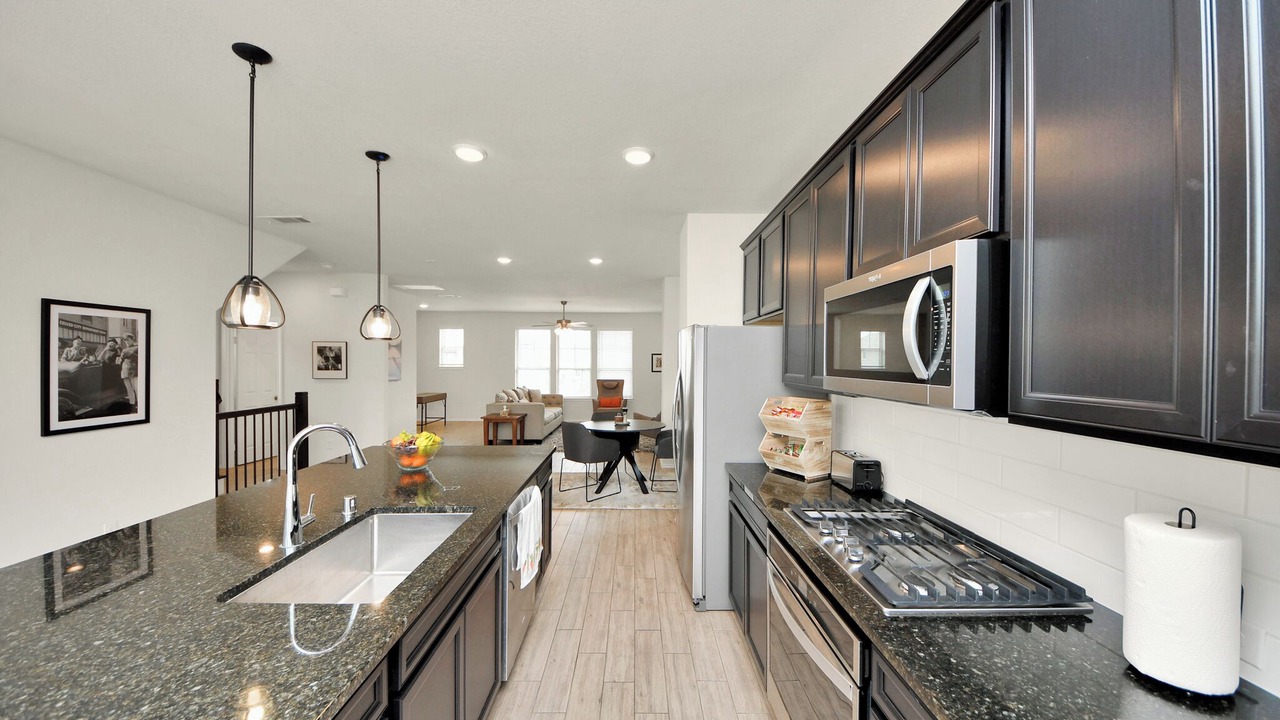 Photo of Kitchen in Woodlake - Briar Meadow
