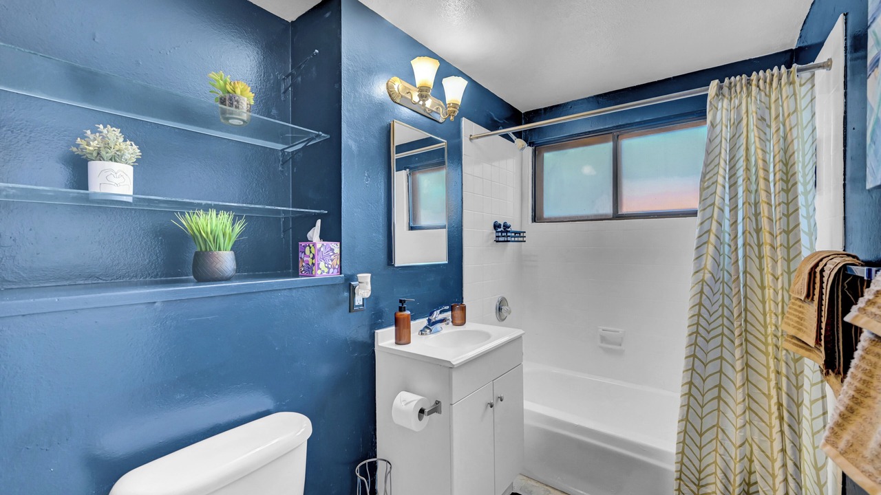 Photo of Bathroom in Downtown Las Vegas
