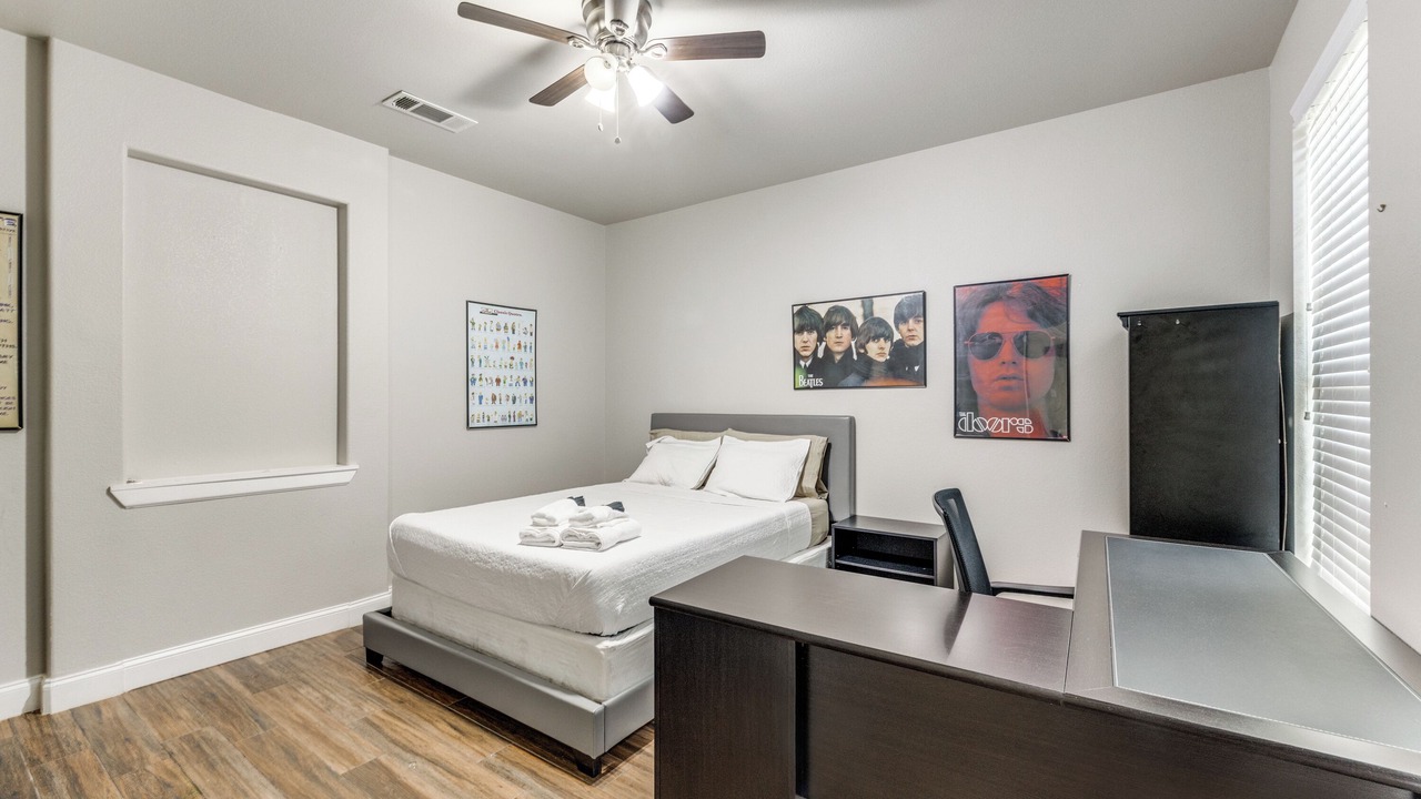 Photo of Bedroom in Tarrant County