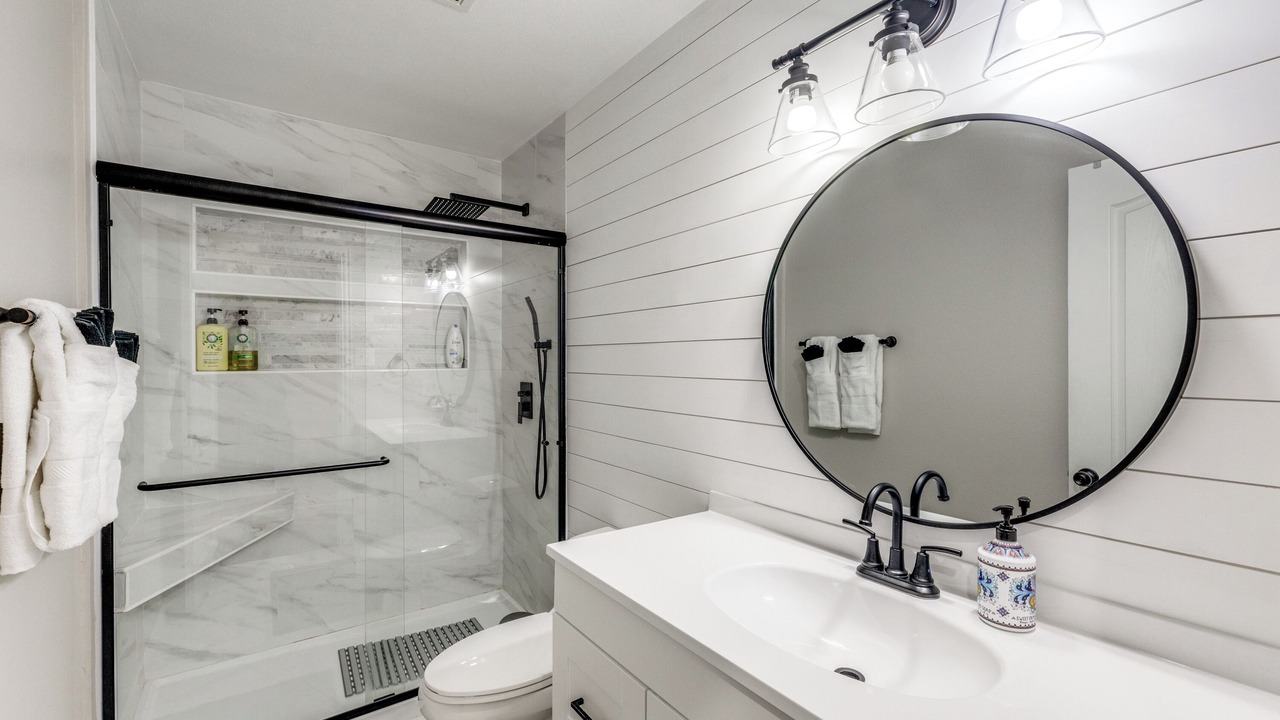 Photo of Bathroom in Tarrant County