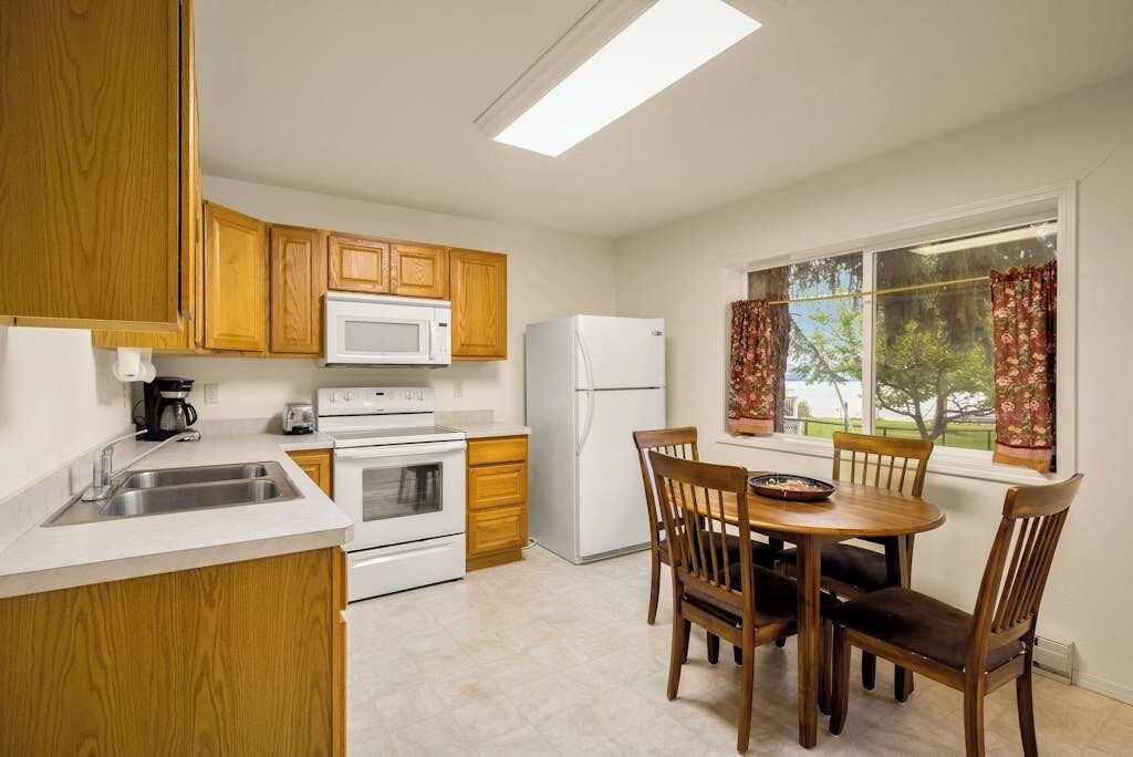 Photo of Kitchen in Big Arm