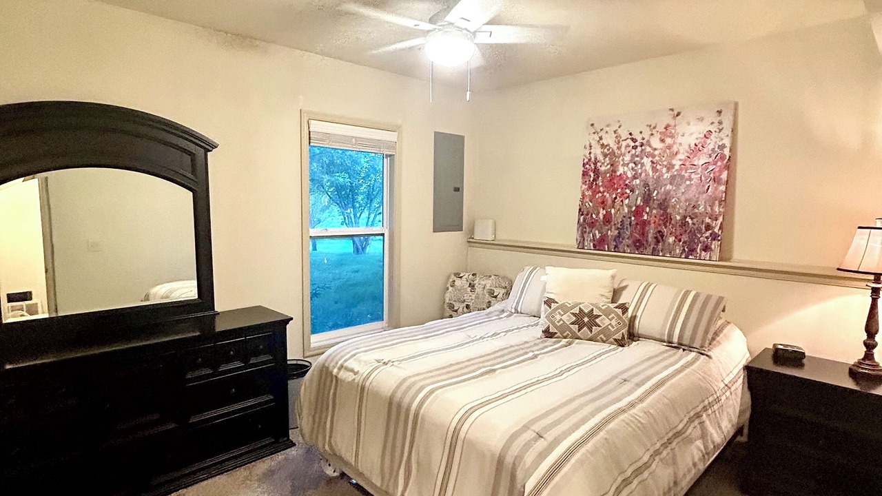 Photo of Bedroom in Waldron