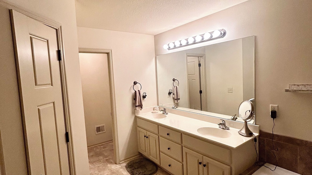 Photo of Bathroom in Waldron