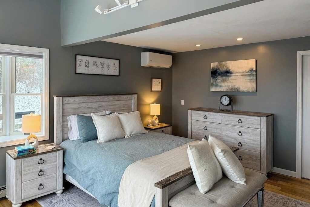 Photo of Bedroom in Meredith
