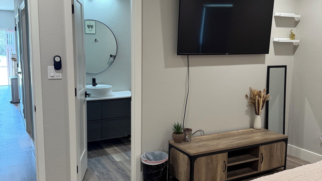 Photo of Bedroom in East Riverside