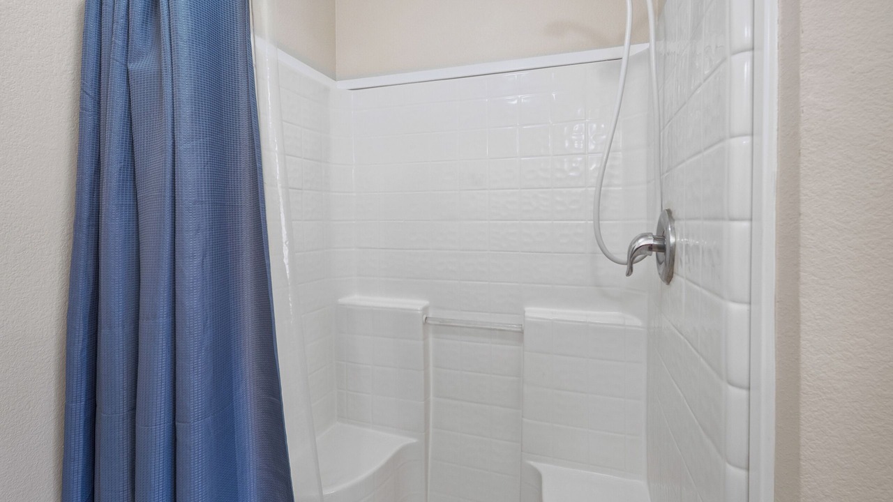 Photo of Bathroom in Sunshine
