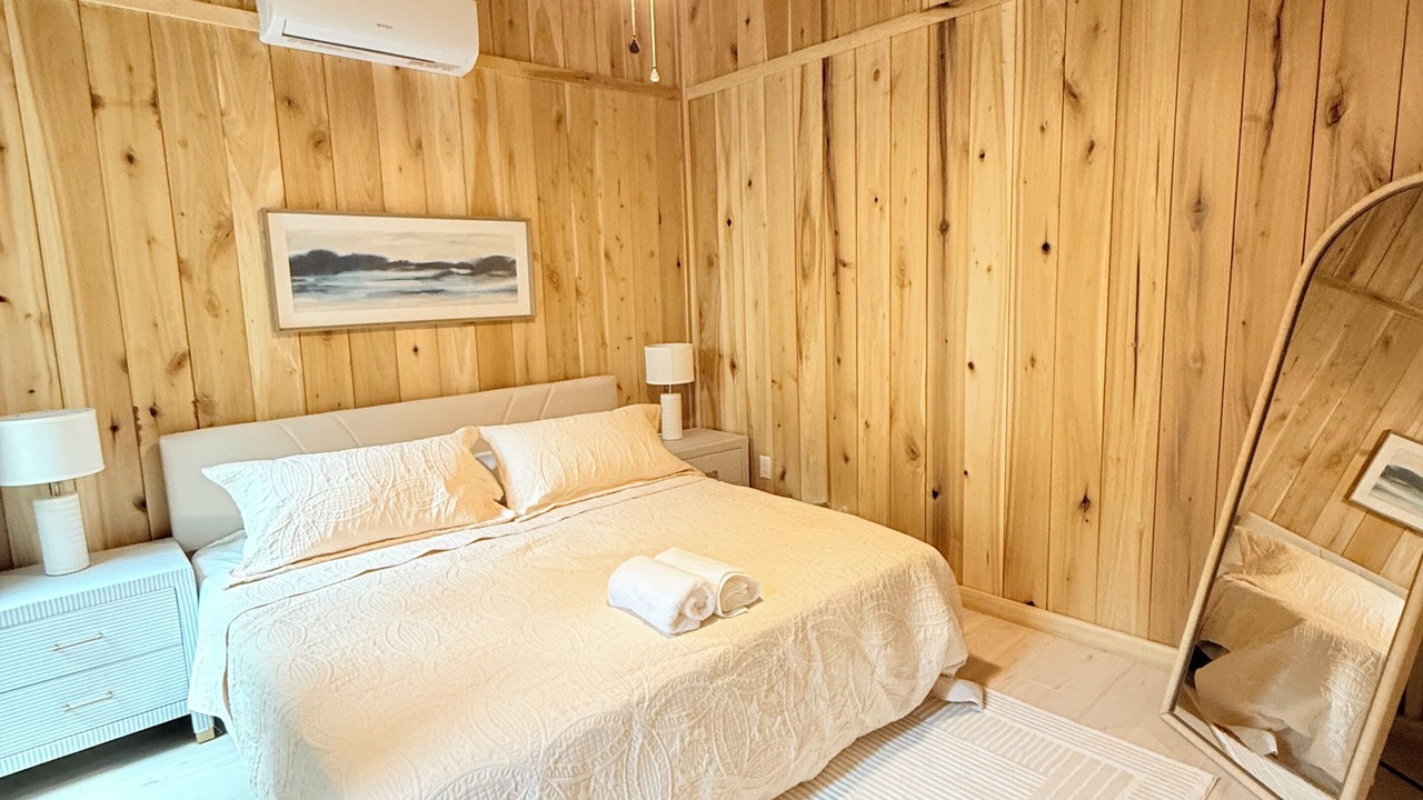 Photo of Bedroom in North Shore