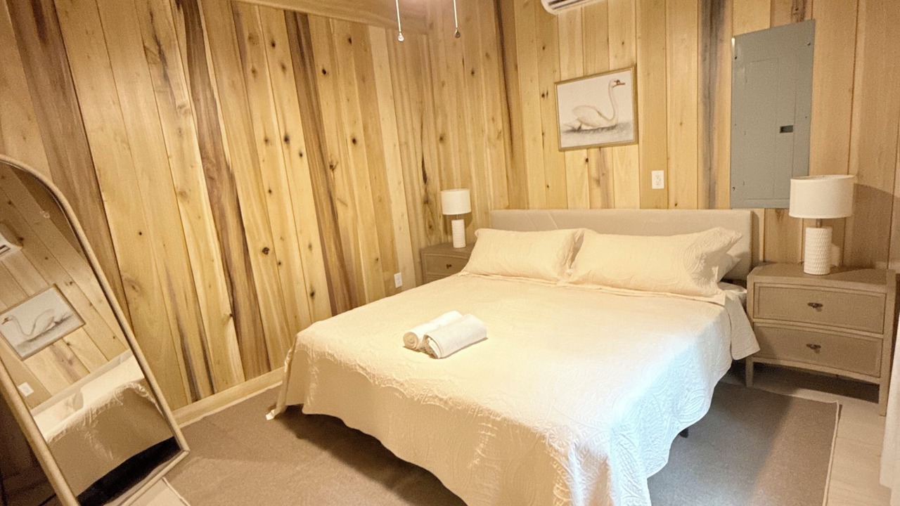 Photo of Bedroom in North Shore