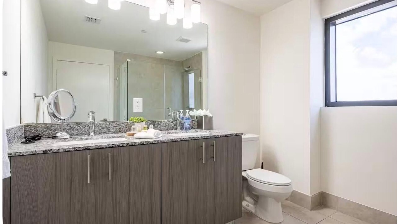 Photo of Bathroom in Doral